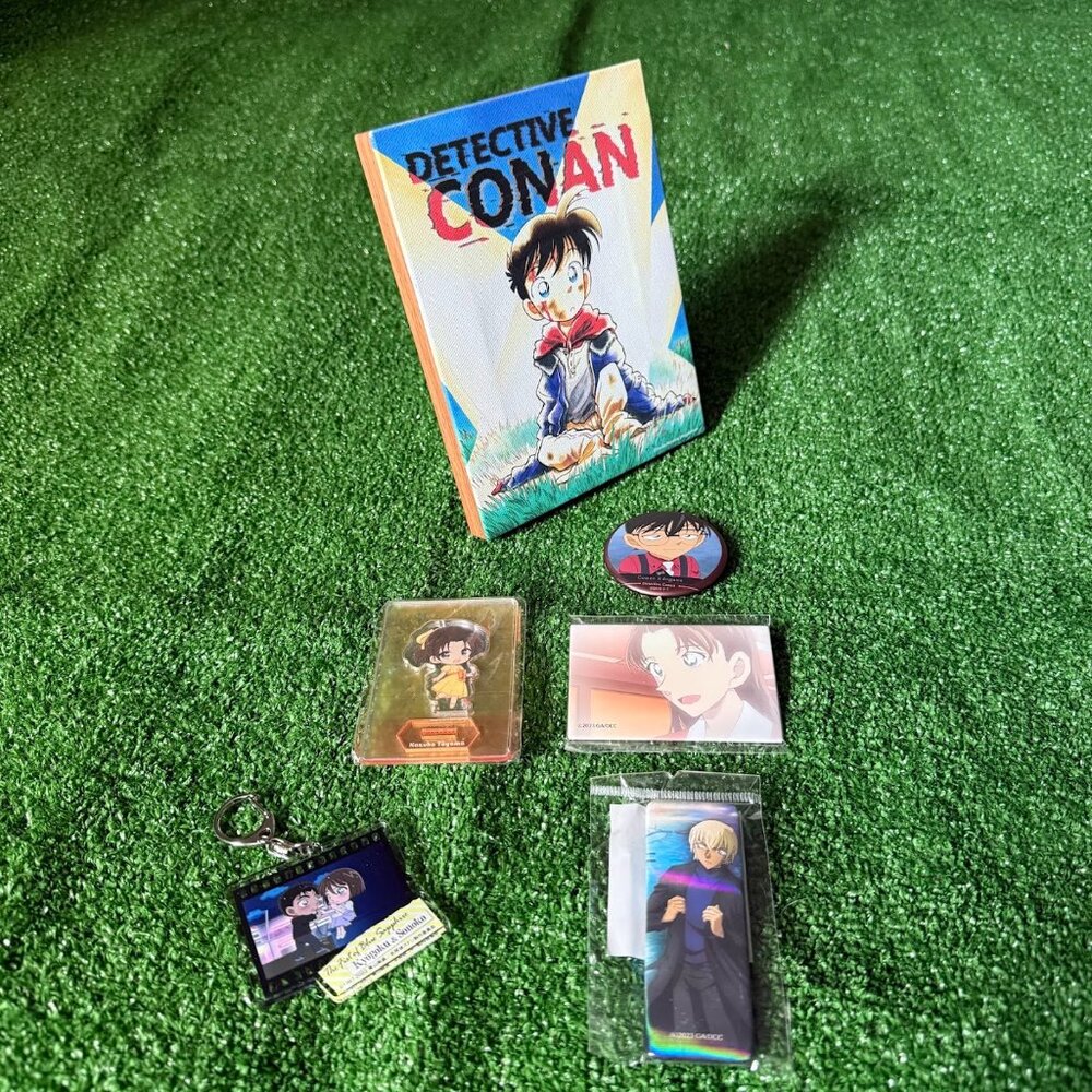 Detective Conan 6 piece Lot Tin Badges, Keychain, Art Print, Acrylic Stand Japan